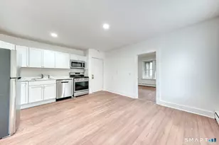 152 Oak St, New Britain, CT 06051 - Photo 5