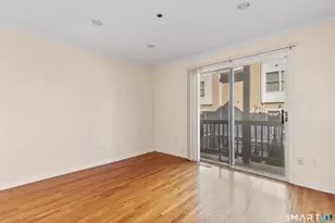 44 Pleasant St, Stamford, CT 06901 - Photo 9