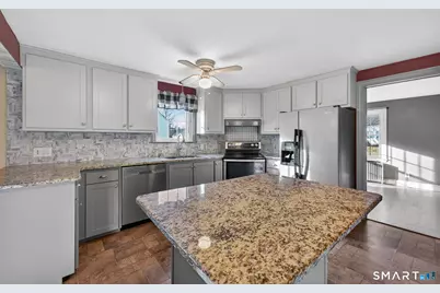 32 Garvan Street, Newington, CT 06111 - Photo 11