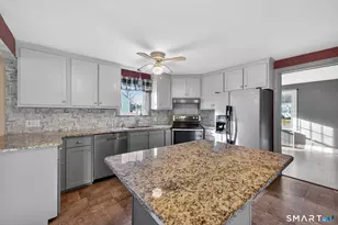 32 Garvan St, Newington, CT 06111 - Photo 11