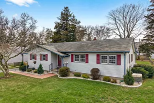 15 Buell Ct, Clinton, CT 06413 - Photo 1