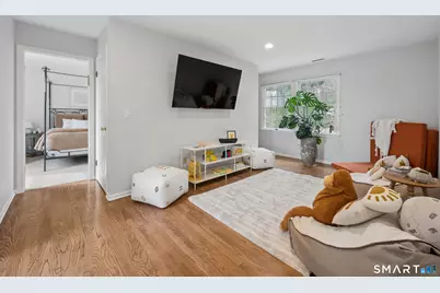 42 Hastings Lane, Stamford, CT 06905 - Photo 19