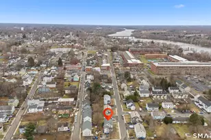 148 Pleasant St, Enfield, CT 06082 - Photo 17