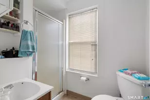 97 Pleasant St, Enfield, CT 06082 - Photo 11