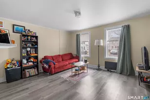 97 Pleasant St, Enfield, CT 06082 - Photo 7