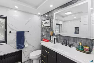 589 Racebrook Rd, Orange, CT 06477 - Photo 31