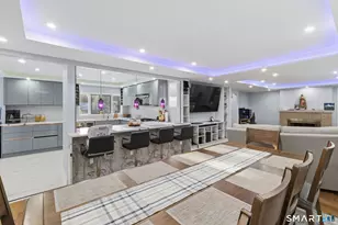 589 Racebrook Rd, Orange, CT 06477 - Photo 11