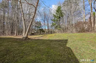 10 Eaton Cir, West Hartford, CT 06117 - Photo 31