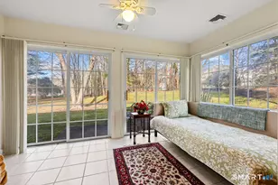 10 Eaton Cir, West Hartford, CT 06117 - Photo 15