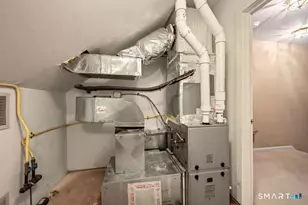 10 Eaton Cir, West Hartford, CT 06117 - Photo 29