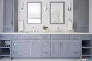 27 Raymond St, New Canaan, CT 06840 - Photo 17