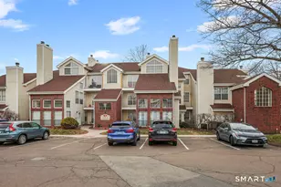 215 Carriage Crossing Ln, Middletown, CT 06457 - Photo 3