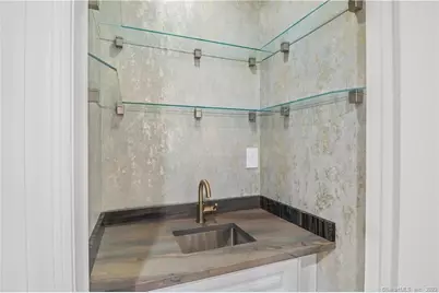 35 Jordan Lane, Stamford, CT 06903 - Photo 11