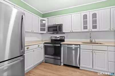 16 Rockmeadow Road #Apt Q, Norwalk, CT 06850 - Photo 13