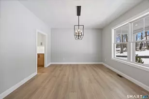 27 Greenwich Pl, Colchester, CT 06415 - Photo 11