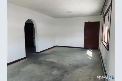 1567 Main Street, East Hartford, CT 06118 - Photo 11