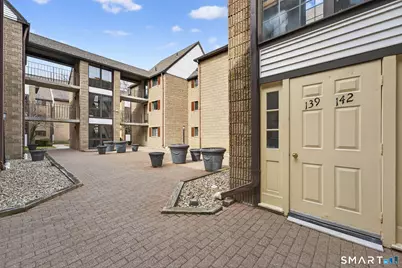 181 Loomis Drive #APT 140, West Hartford, CT 06107 - Photo 3