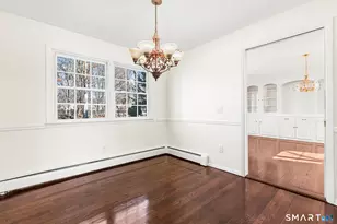 8 Woodlawn Dr, Bethel, CT 06801 - Photo 7