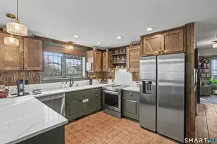 11 Smith Ave, East Lyme, CT 06357 - Photo 11