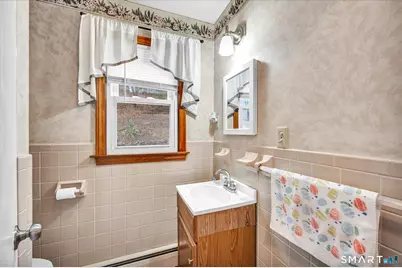 30 Clinton Place, Wallingford, CT 06492 - Photo 17