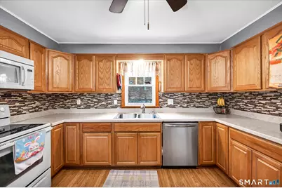 30 Clinton Place, Wallingford, CT 06492 - Photo 13