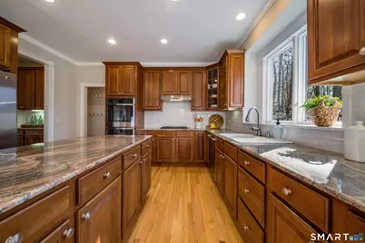 145 Kingswood Drive, Avon, CT 06001 - Photo 7