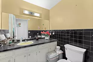 1000 Main St, Somers, CT 06071 - Photo 19