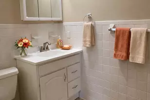 146 Carriage Path S, Milford, CT 06460 - Photo 5