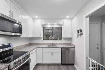 9 Avon Court #9, Beacon Falls, CT 06403 - Photo 3
