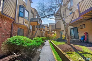 8 Oakwood Ave, Norwalk, CT 06850 - Photo 25