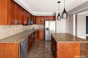 201 Highview Ave, Stamford, CT 06907 - Photo 13