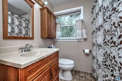 404 Buckingham Avenue, Milford, CT 06460 - Photo 7