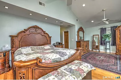 404 Buckingham Avenue, Milford, CT 06460 - Photo 13