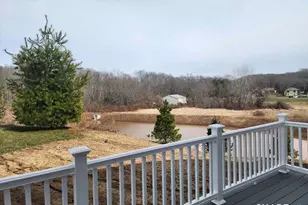 100 Mulholland Wy, North Haven, CT 06473 - Photo 25