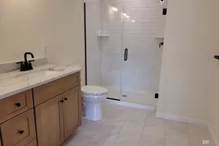 100 Mulholland Wy, North Haven, CT 06473 - Photo 17