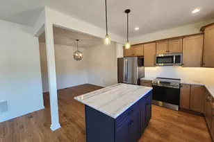 100 Mulholland Wy, North Haven, CT 06473 - Photo 7