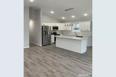 31 Hinman Street, West Haven, CT 06516 - Photo 3