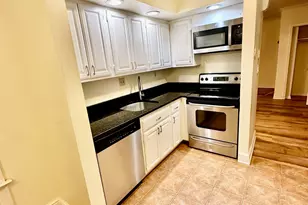 10 Haviland St, Norwalk, CT 06854 - Photo 11