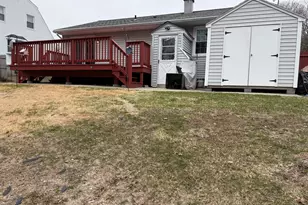 109 Red Robin Rd, Naugatuck, CT 06770 - Photo 5