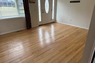 109 Red Robin Rd, Naugatuck, CT 06770 - Photo 15