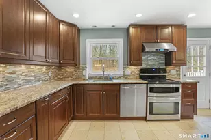 312 Turkey Roost Rd, Monroe, CT 06468 - Photo 13