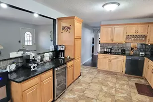 18 Sheraton Dr, Wolcott, CT 06716 - Photo 7