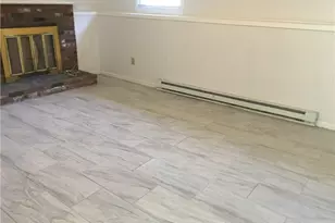 49 Costanzo Ct, Hamden, CT 06518 - Photo 3