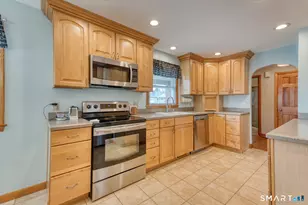 116 Fairlawn Dr, Torrington, CT 06790 - Photo 9