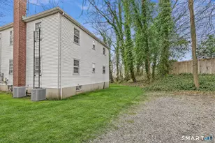 17 Artic St, Greenwich, CT 06830 - Photo 5