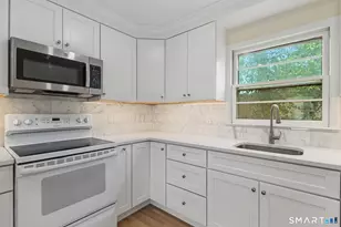 17 Artic St, Greenwich, CT 06830 - Photo 9