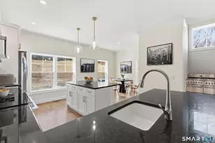 43 Village Crossing, East Lyme, CT 06357 - Photo 7