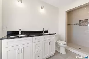 43 Village Crossing, East Lyme, CT 06357 - Photo 19