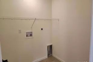 102 Mulholland Wy, North Haven, CT 06473 - Photo 23