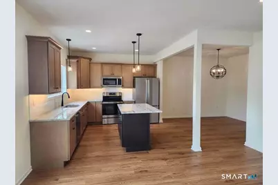 102 Mulholland Way #52, North Haven, CT 06473 - Photo 9